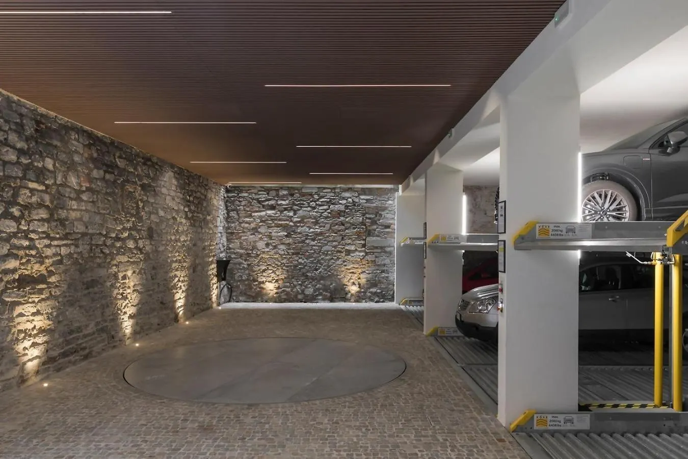 Volta City View Apartments 103 Como