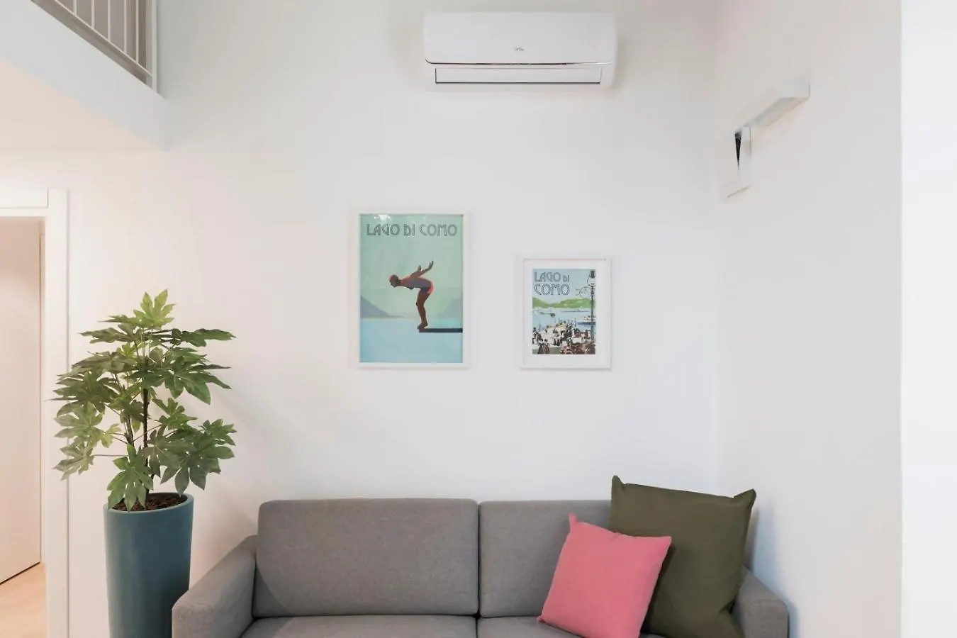 Volta City View Apartments 103 Como
